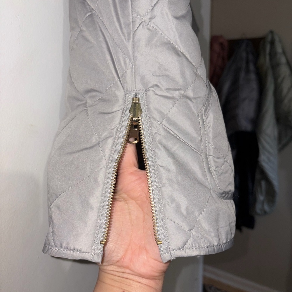 Women's Quilted Gray Vest Reversible - Picture 5 of 7